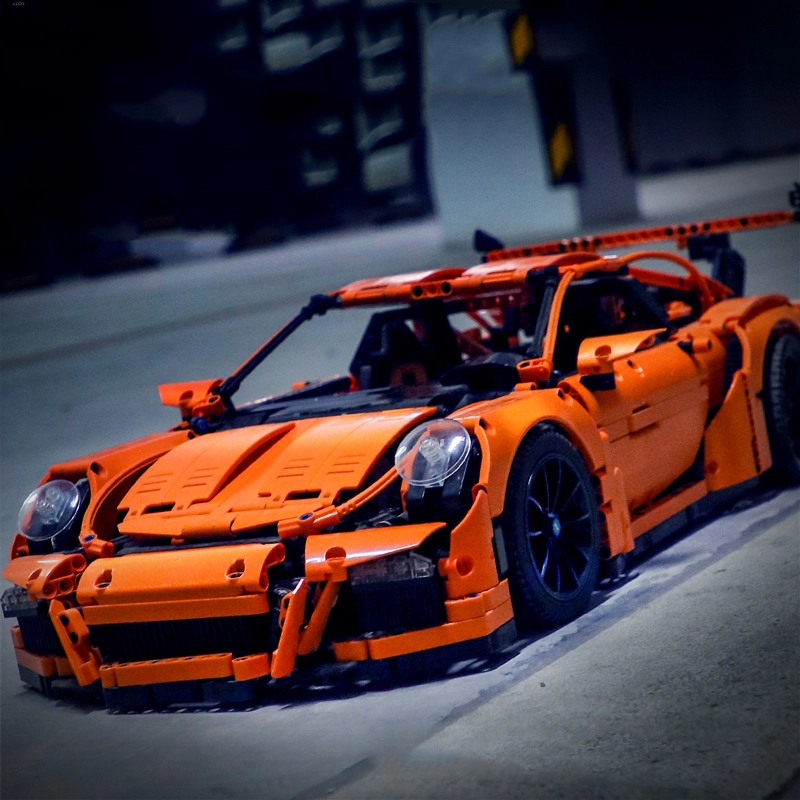 Boutique Planete Jouets France - LEGO Technic Porsche 911 GT3 RS 1 LEGO Technic Porsche 911 GT3 RS