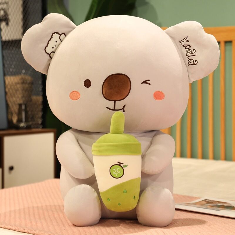 Boutique Planete Jouets France - Peluche Koala avec Bubble Tea Vert 1 Peluche Koala avec Bubble Tea Vert